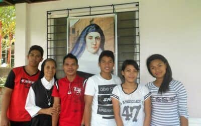 Os bolsistas da Beata Antonia Bandrés em Davao e Misamis Oriental